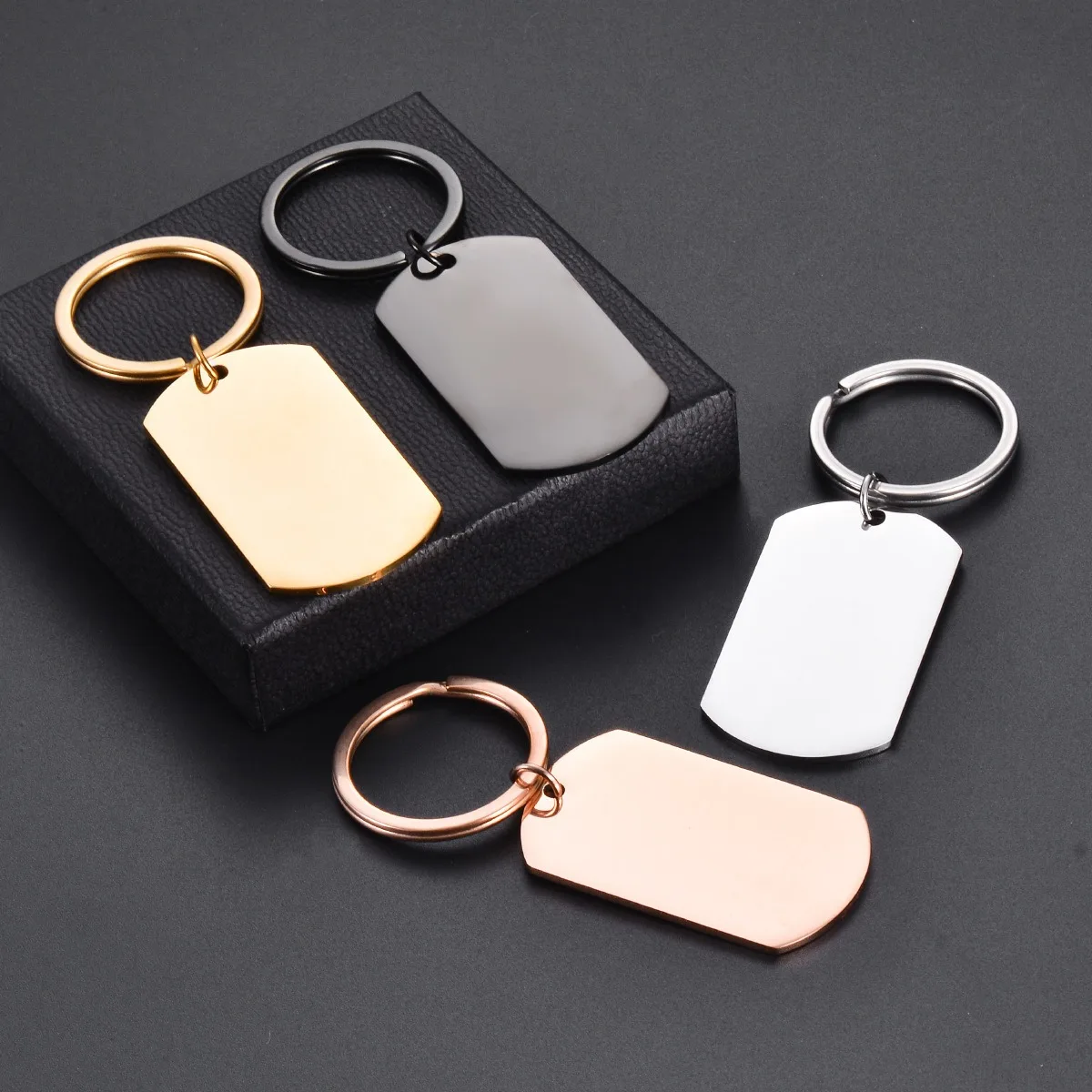 【Bulk】Customized LOGO Name Stainless Steel Keychain Laser Carving Pendant Motorcycle Car Keyring Key Ring Chain Gift
【Bulk】Customized LOGO Name Stainless Steel Keychain Laser Carving Pendant Motorcycle Car Keyring Key Ring Chain Gift