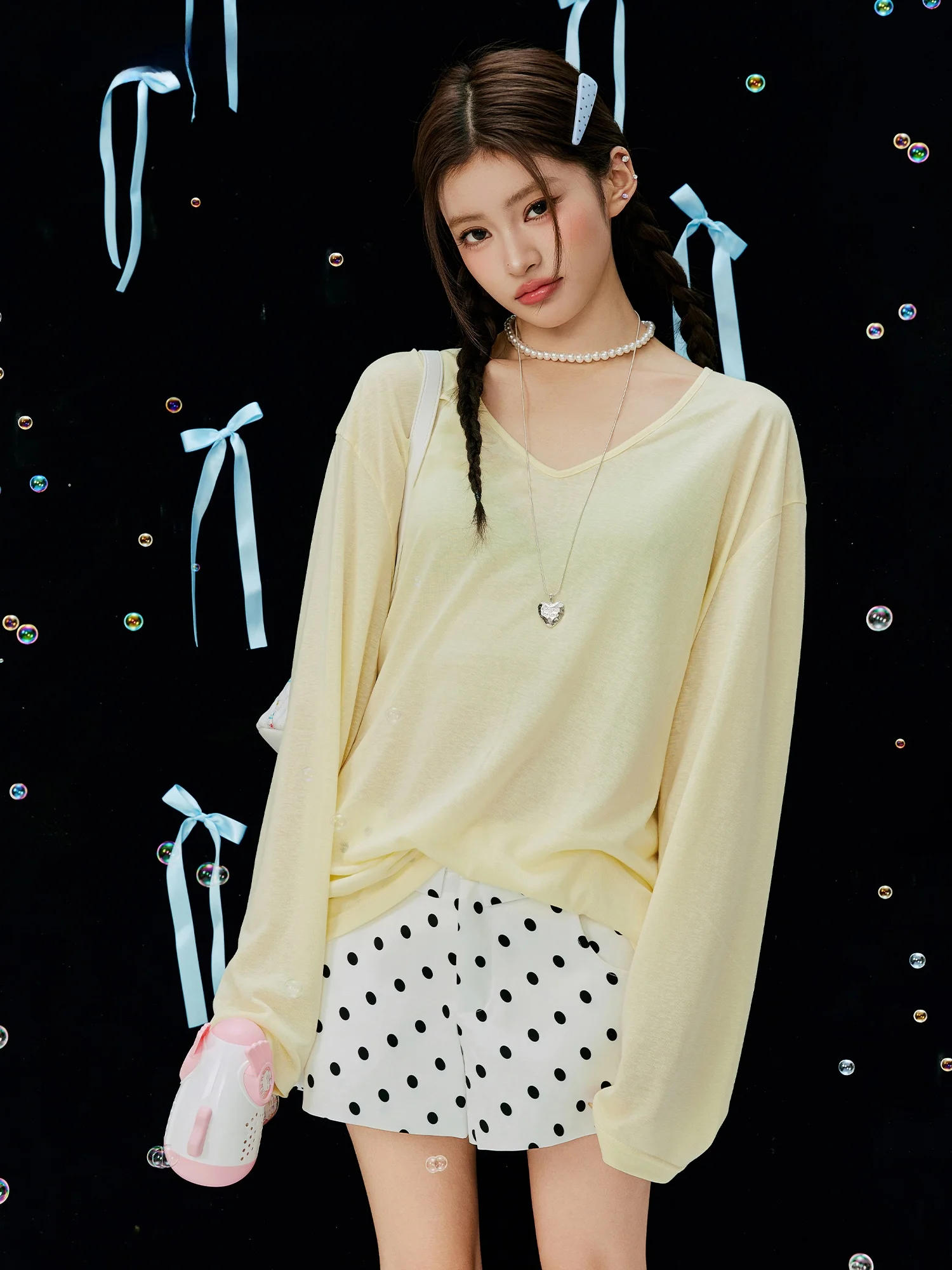 Burgenland Women's Long Sleeve Linen T-Shirt Lightweight V-Neck Summer Trendy Breathable Comfortable Korean Style Knitted Top
Burgenland Women's Long Sleeve Linen T-Shirt Lightweight V-Neck Summer Trendy Breathable Comfortable Korean Style Knitted Top
