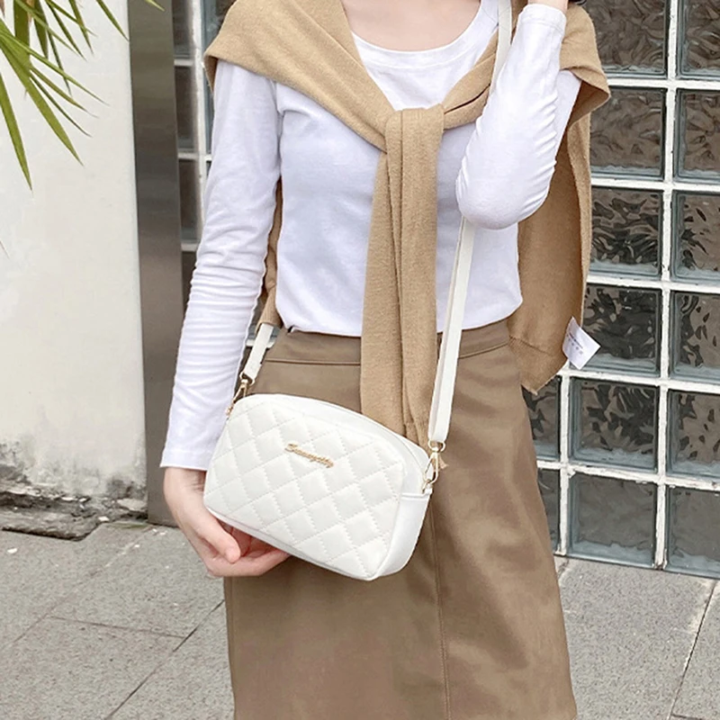 Fashion Ladies Crossbody Bags Luxury Tassel Small Messenger Bag For Women Lingge Embroidery Casual Female Shoulder Bag
Fashion Ladies Crossbody Bags Luxury Tassel Small Messenger Bag For Women Lingge Embroidery Casual Female Shoulder Bag