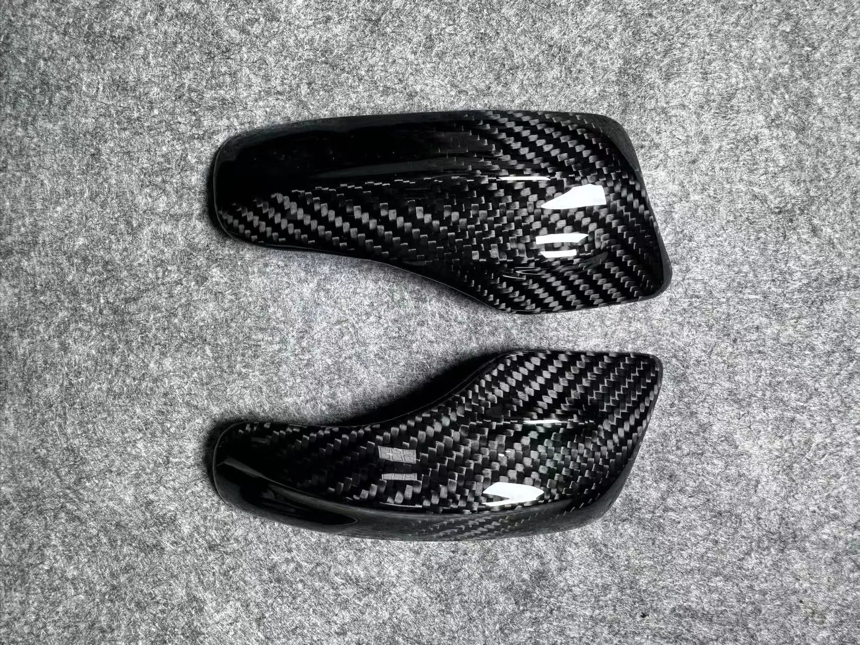 FOR Yamaha MT09 SP MT-09 2021-2023 Fuel tank Protection block Carbon fiber fuel tank protection cover
FOR Yamaha MT09 SP MT-09 2021-2023 Fuel tank Protection block Carbon fiber fuel tank protection cover