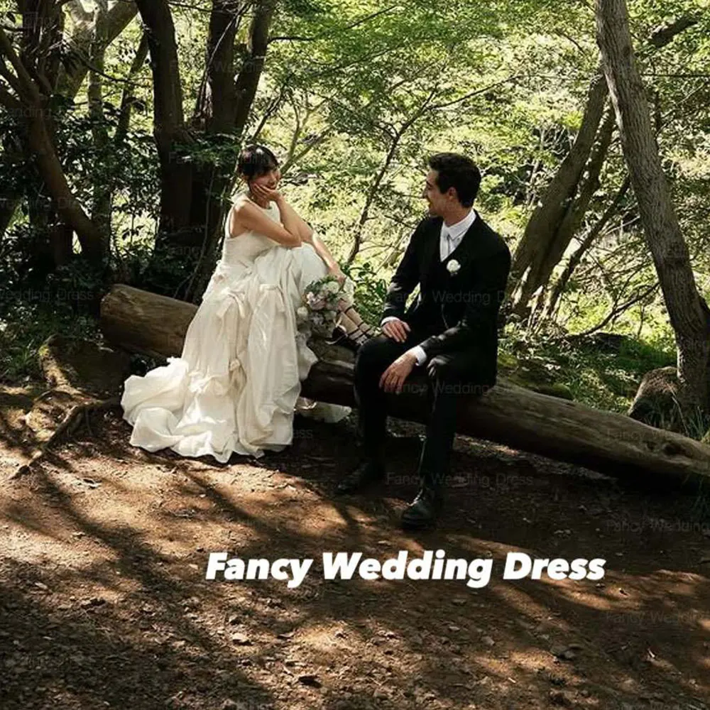 Fancy Princess Bow Wedding Dress A Line Taffeta Korea Evening Party Dresses O Neck Floor Length Sleeveless Customized
Fancy Princess Bow Wedding Dress A Line Taffeta Korea Evening Party Dresses O Neck Floor Length Sleeveless Customized