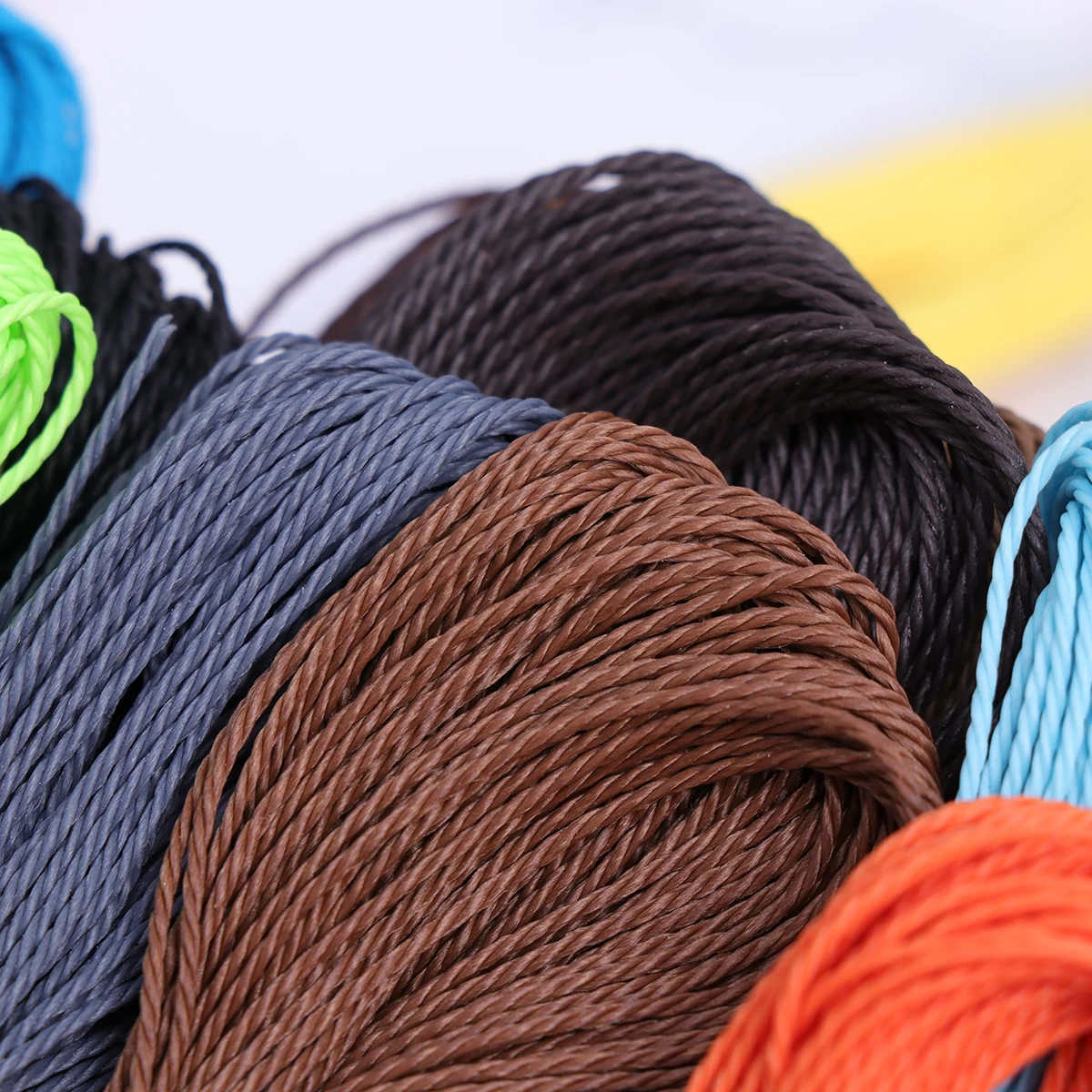 Waxed Polyester Cord Colorful Knitting Rope 28 Colors Durable Creative Wax Wrapping Porcelain Bundling Handmade
Waxed Polyester Cord Colorful Knitting Rope 28 Colors Durable Creative Wax Wrapping Porcelain Bundling Handmade
