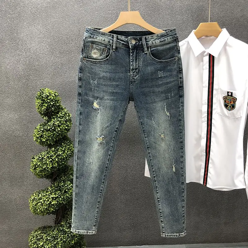 Luxury Brand Clothes Denim Jeans Men's and Korean Trendy Slim-fit Teenagers Washed Holes Trendy Brand New Elastic Trousers
Luxury Brand Clothes Denim Jeans Men's and Korean Trendy Slim-fit Teenagers Washed Holes Trendy Brand New Elastic Trousers