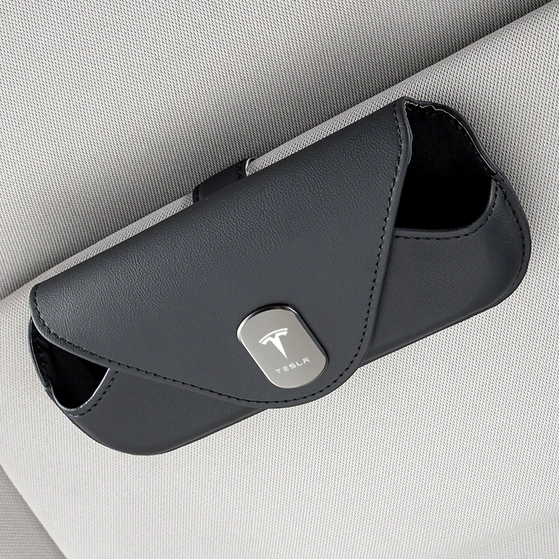 High Quality Leather Car Sun Visor Glasses Case Box Sunglasses Storage Clip For Tesla Model 3 Model S X Model Y Roadster SpaceX
High Quality Leather Car Sun Visor Glasses Case Box Sunglasses Storage Clip For Tesla Model 3 Model S X Model Y Roadster SpaceX