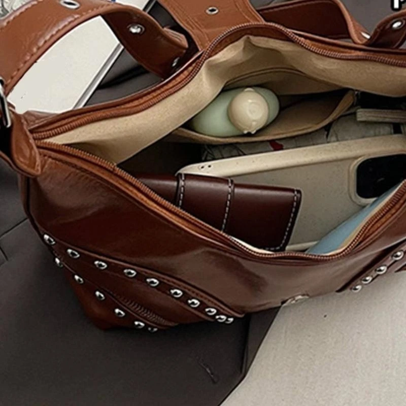 652F Women Trendy Crossbody Bag Studded Shoulder Bag Trendy Armpit Bag Korean Styles Commuting Bag PU Leather Dumplings Bag
652F Women Trendy Crossbody Bag Studded Shoulder Bag Trendy Armpit Bag Korean Styles Commuting Bag PU Leather Dumplings Bag