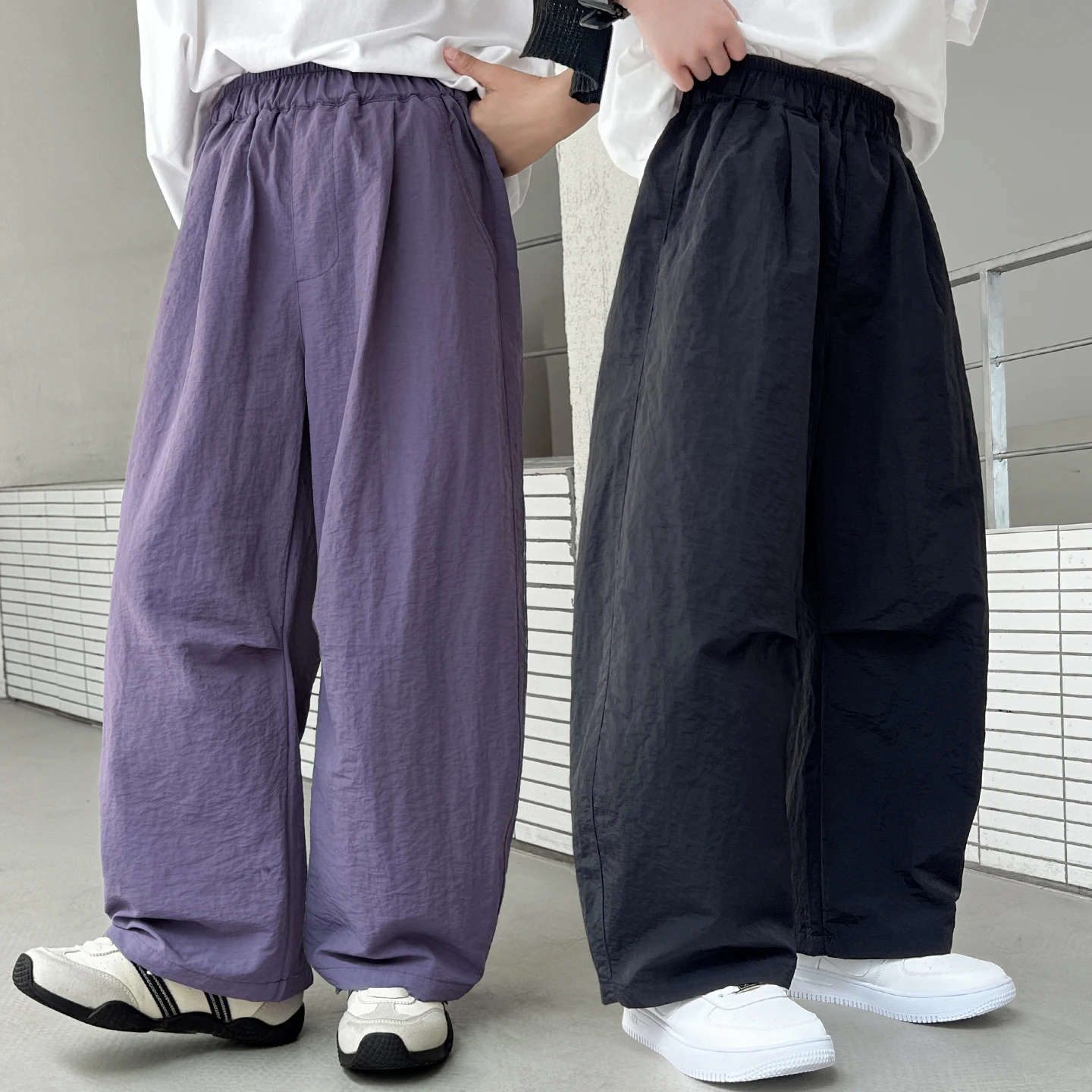 1pcs Kids Sport Pants Boys Girls Casual Loose Thin Trouser Children 4 Color Summer Baby Fashion Breathable Wide Leg Curved Pants
1pcs Kids Sport Pants Boys Girls Casual Loose Thin Trouser Children 4 Color Summer Baby Fashion Breathable Wide Leg Curved Pants