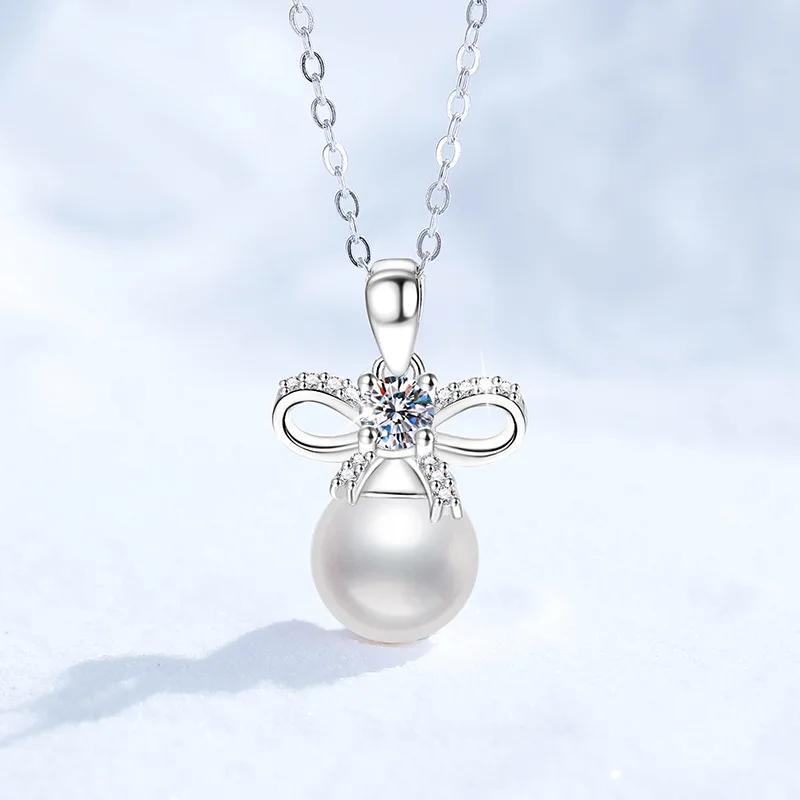 Mozambique Stone Necklace Natural Freshwater Pearl Queen's Bow Pendant Light Luxury Women Platinum PT95018k Gold Necklace
Mozambique Stone Necklace Natural Freshwater Pearl Queen's Bow Pendant Light Luxury Women Platinum PT95018k Gold Necklace