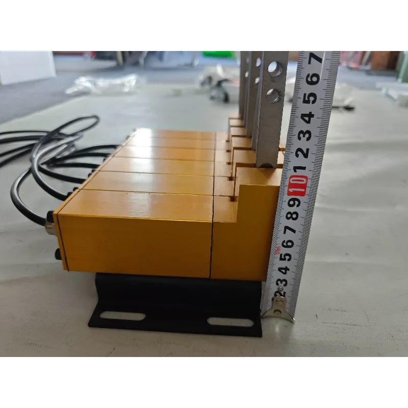 4 Joysticks Wireless Crane Remote Control Kit, DC 12V/24V Hydraulic Controller, 16kg
4 Joysticks Wireless Crane Remote Control Kit, DC 12V/24V Hydraulic Controller, 16kg