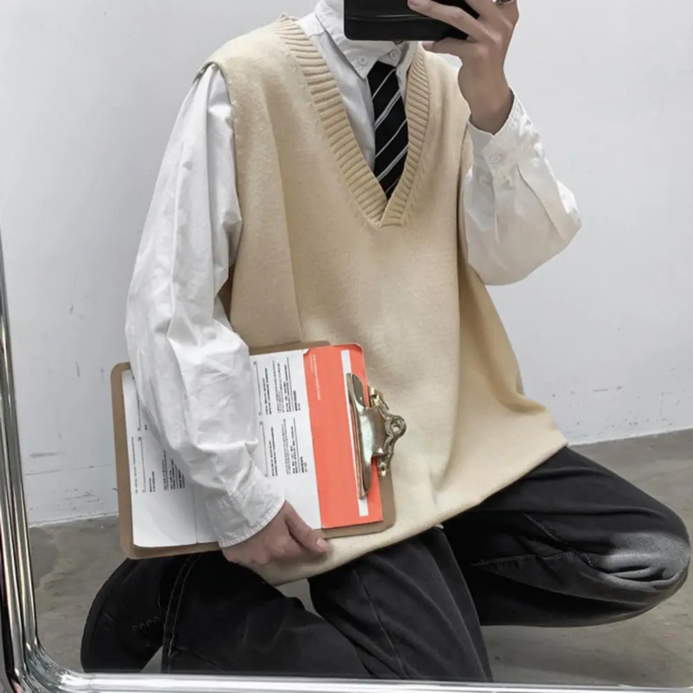 Chic Men Sweater Vest Loose Preppy Style Winter Sweater Vest Oversized Men Autumn Sweater
Chic Men Sweater Vest Loose Preppy Style Winter Sweater Vest Oversized Men Autumn Sweater