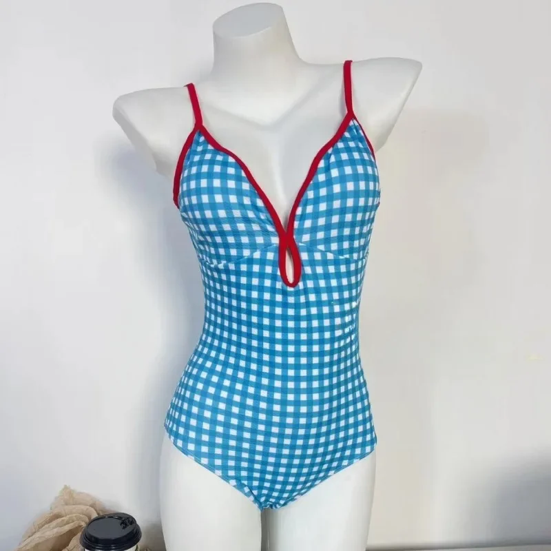 2025 Girls Vintage One Piece Beachwear Women's Swimsuit Slim INS Style Korean Style Hot Spring Sexy with Red Skirt Beach Bikini
2025 Girls Vintage One Piece Beachwear Women's Swimsuit Slim INS Style Korean Style Hot Spring Sexy with Red Skirt Beach Bikini