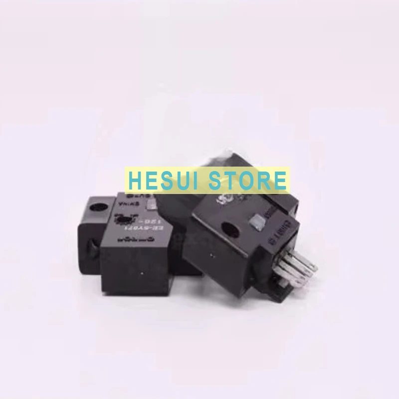 10PCS EE-SY671 miniature electric eye photoelectric switch sensor limit for monitoring stacking height and material level
10PCS EE-SY671 miniature electric eye photoelectric switch sensor limit for monitoring stacking height and material level