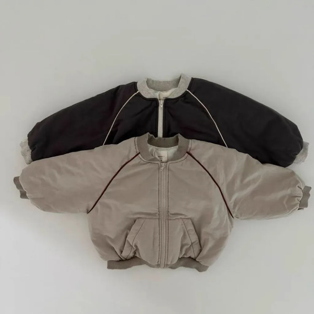 2025 Winter New Baby Long Sleeve Warm Coat Plus Velvet Thick Infant Girls Letter Print Fleece Coat Boys Cotton Padded Jacket
2025 Winter New Baby Long Sleeve Warm Coat Plus Velvet Thick Infant Girls Letter Print Fleece Coat Boys Cotton Padded Jacket