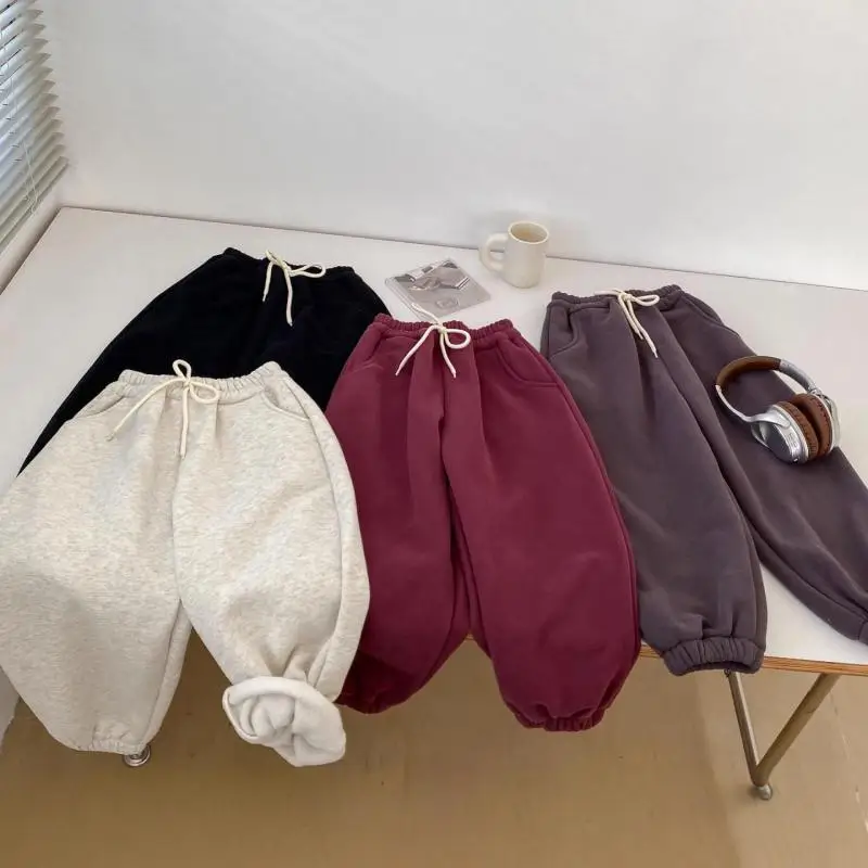 2025 Winter New Children Fleece Sweatpants Cotton Boys Casual Pants Plus Velvet Thick Girls Warm Trousers Kids Clothes
2025 Winter New Children Fleece Sweatpants Cotton Boys Casual Pants Plus Velvet Thick Girls Warm Trousers Kids Clothes