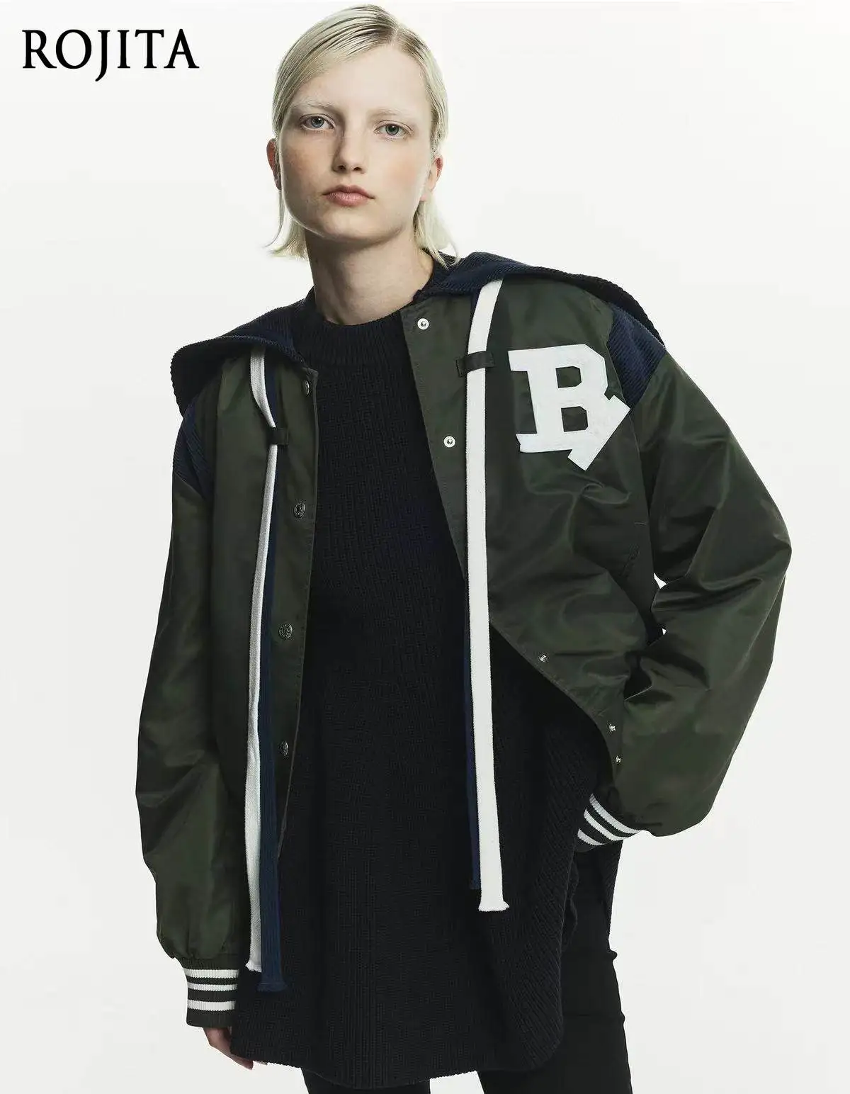 Хлопковая куртка-бомбер с вышивкой, весна 2026, новая, темно-синяя, однобортная, для женщин
Хлопковая куртка-бомбер с вышивкой, весна 2026, новая, темно-синяя, однобортная, для женщин