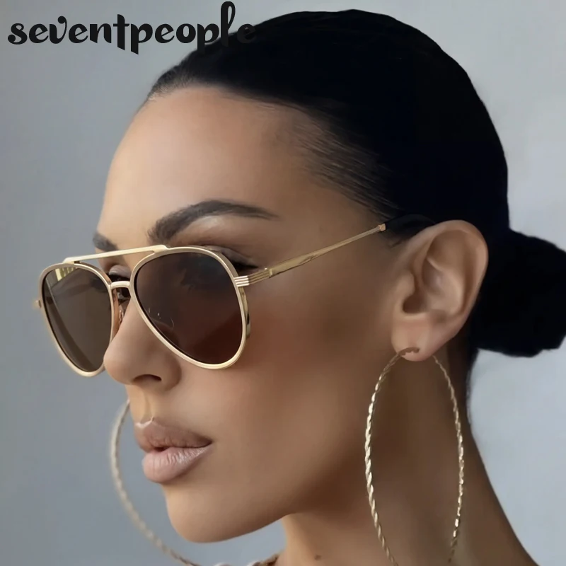 Vintage Pilot Punk Sunglasses Women 2026 Luxury Brand Classic Steampunk Metal Frame Oval Sun Glasses For Ladies Ddriving Eyewear
Vintage Pilot Punk Sunglasses Women 2026 Luxury Brand Classic Steampunk Metal Frame Oval Sun Glasses For Ladies Ddriving Eyewear