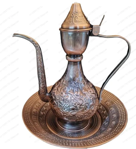 characteristic hand washing pot, traditional wash basin, a set of home furnishings and restaurants to perform ethnic style
characteristic hand washing pot, traditional wash basin, a set of home furnishings and restaurants to perform ethnic style