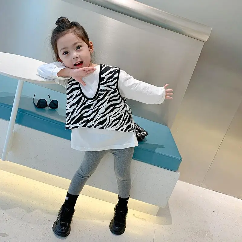 Spring Autumn Fashion Kids Long Sleeved Round Neck Children's Clothing Leopard Pattern Sweet All Match Children Clothes T-Shirts
Spring Autumn Fashion Kids Long Sleeved Round Neck Children's Clothing Leopard Pattern Sweet All Match Children Clothes T-Shirts