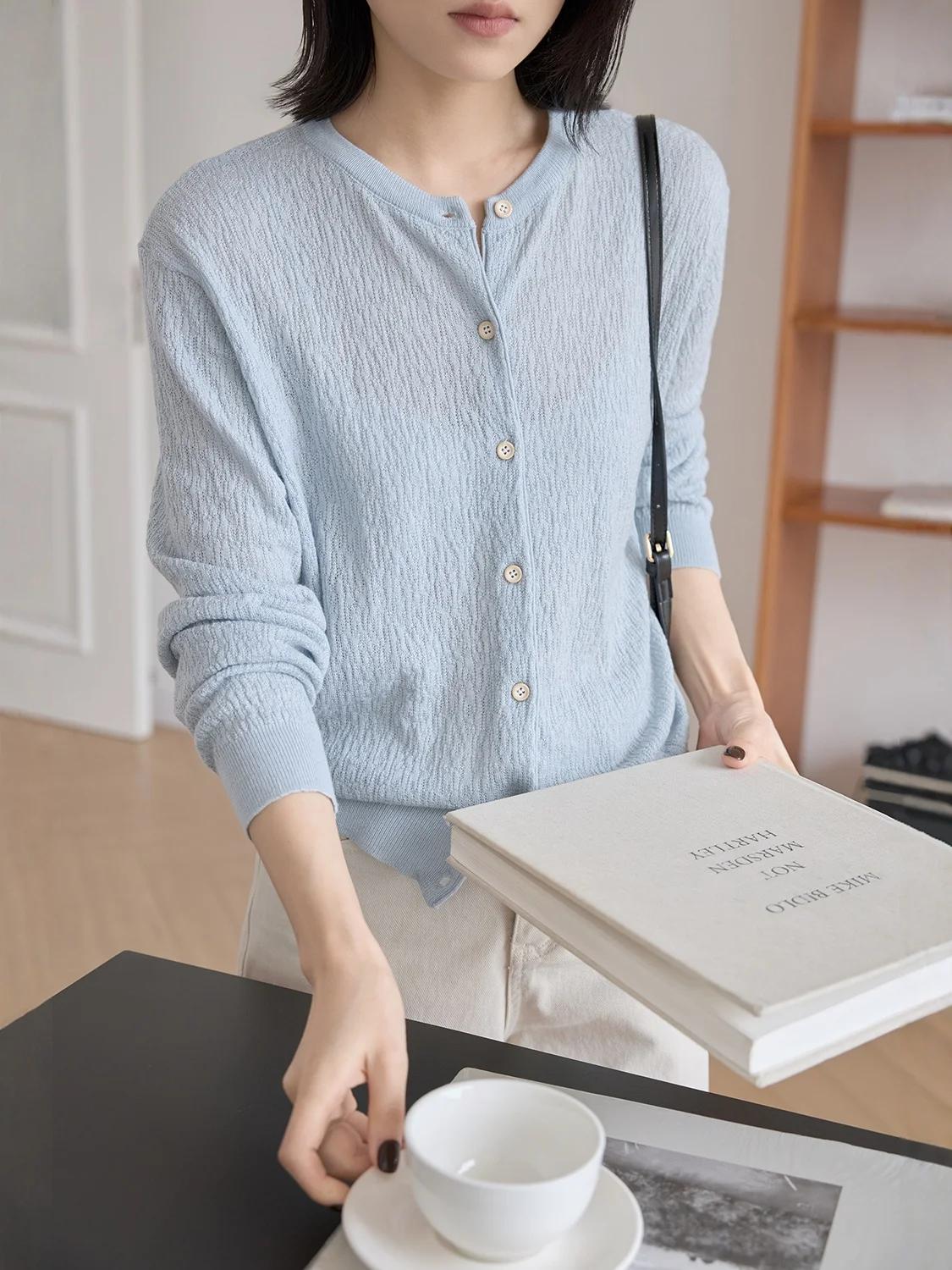 Soft round Ne Open Cardigan Women's Spring Summer Slim Fit Wool Blend Thin Knitted Top Casual Sle Long Sve ort Length
Soft round Ne Open Cardigan Women's Spring Summer Slim Fit Wool Blend Thin Knitted Top Casual Sle Long Sve ort Length