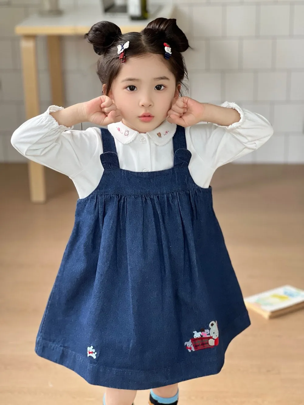 baby girls clothes kids dress Cartoon pattern sticker Strap denim dress cute Sleeveless dress
baby girls clothes kids dress Cartoon pattern sticker Strap denim dress cute Sleeveless dress