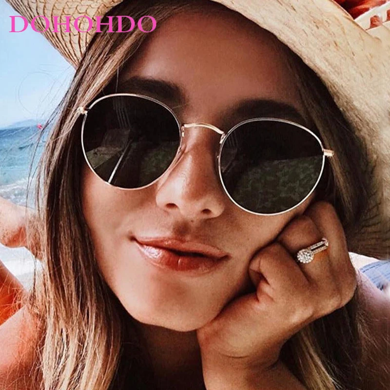 Classic Oval Metal Sunglasses Women Men Trendy Luxury Brand Designer Big Frame Eyeglasses Outdoor Driving Shade Sunglasses UV400
Classic Oval Metal Sunglasses Women Men Trendy Luxury Brand Designer Big Frame Eyeglasses Outdoor Driving Shade Sunglasses UV400