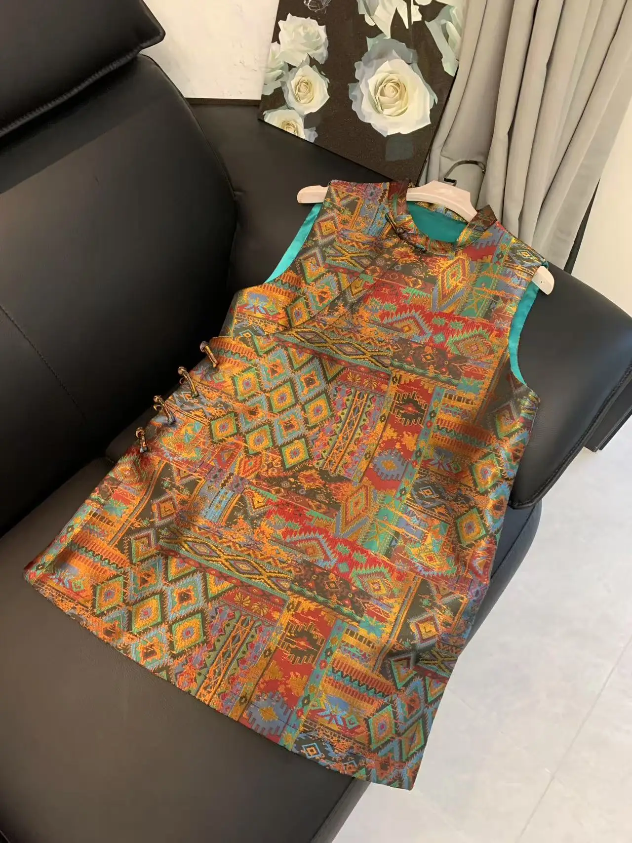 Новинка сентября: Традиционный китайский длинный жилет в стиле «Old Money» для женщин, костюм Ханьфу, сезон Весна 2025
Новинка сентября: Традиционный китайский длинный жилет в стиле «Old Money» для женщин, костюм Ханьфу, сезон Весна 2025