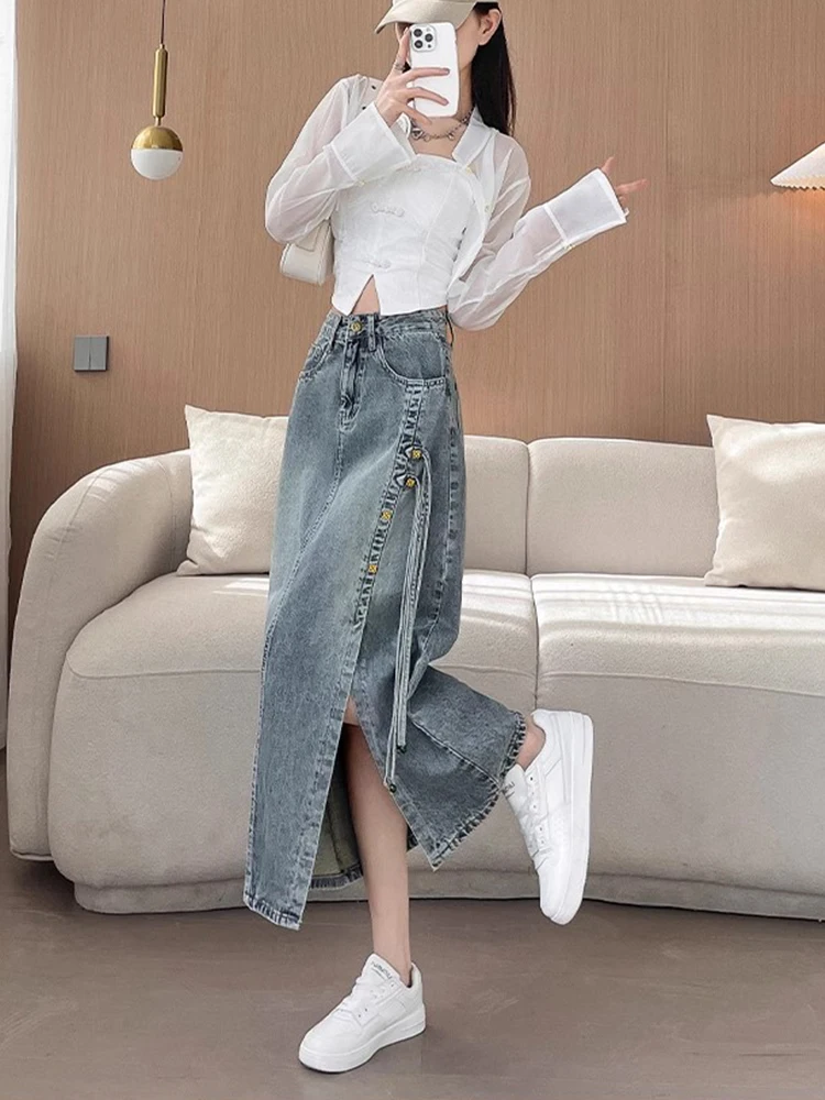 Женская джинсовая юбка больших размеров с высокой талией и разрезом, свободного кроя, А-силуэт, миди, для женщин с фигурой типа «груша»
Женская джинсовая юбка больших размеров с высокой талией и разрезом, свободного кроя, А-силуэт, миди, для женщин с фигурой типа «груша»