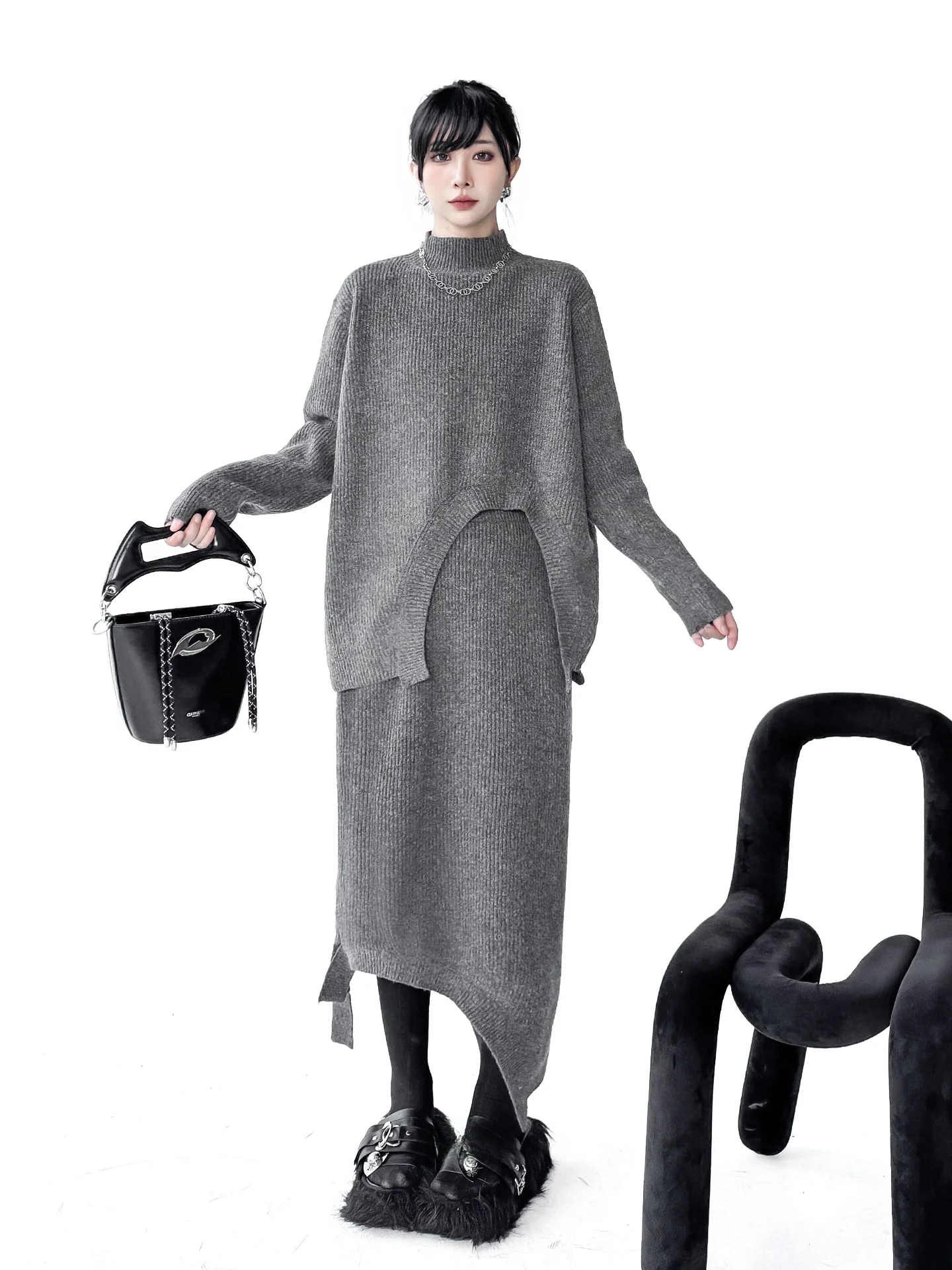 Fashionable Soft Cozy Women's Knitted Set Elastic Waist Skirt Long Sleeve Sweater Autumn Collection High Waist Pure Color Ele...
Fashionable Soft Cozy Women's Knitted Set Elastic Waist Skirt Long Sleeve Sweater Autumn Collection High Waist Pure Color Ele...