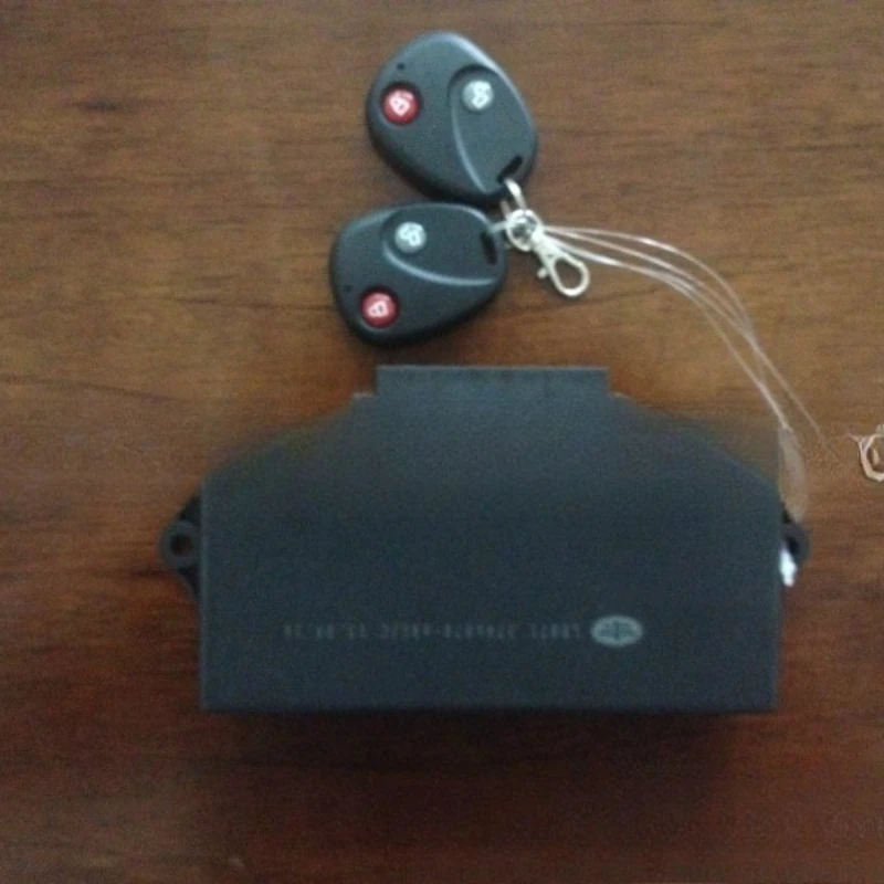 Jiefang J6 door controller, door remote control A7/T5G/T7H Shaanxi Automobile Jiefang accessories
Jiefang J6 door controller, door remote control A7/T5G/T7H Shaanxi Automobile Jiefang accessories