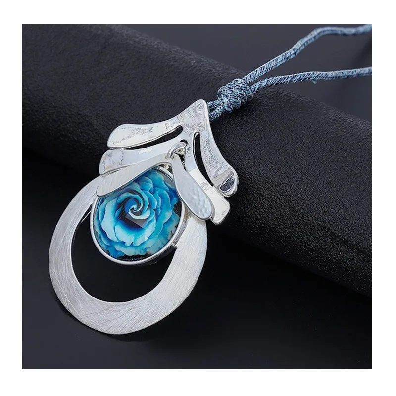Foreign Trade New Necklace Retro Personality Feather Sweater Chain Women's Metal Long Necklace
Foreign Trade New Necklace Retro Personality Feather Sweater Chain Women's Metal Long Necklace