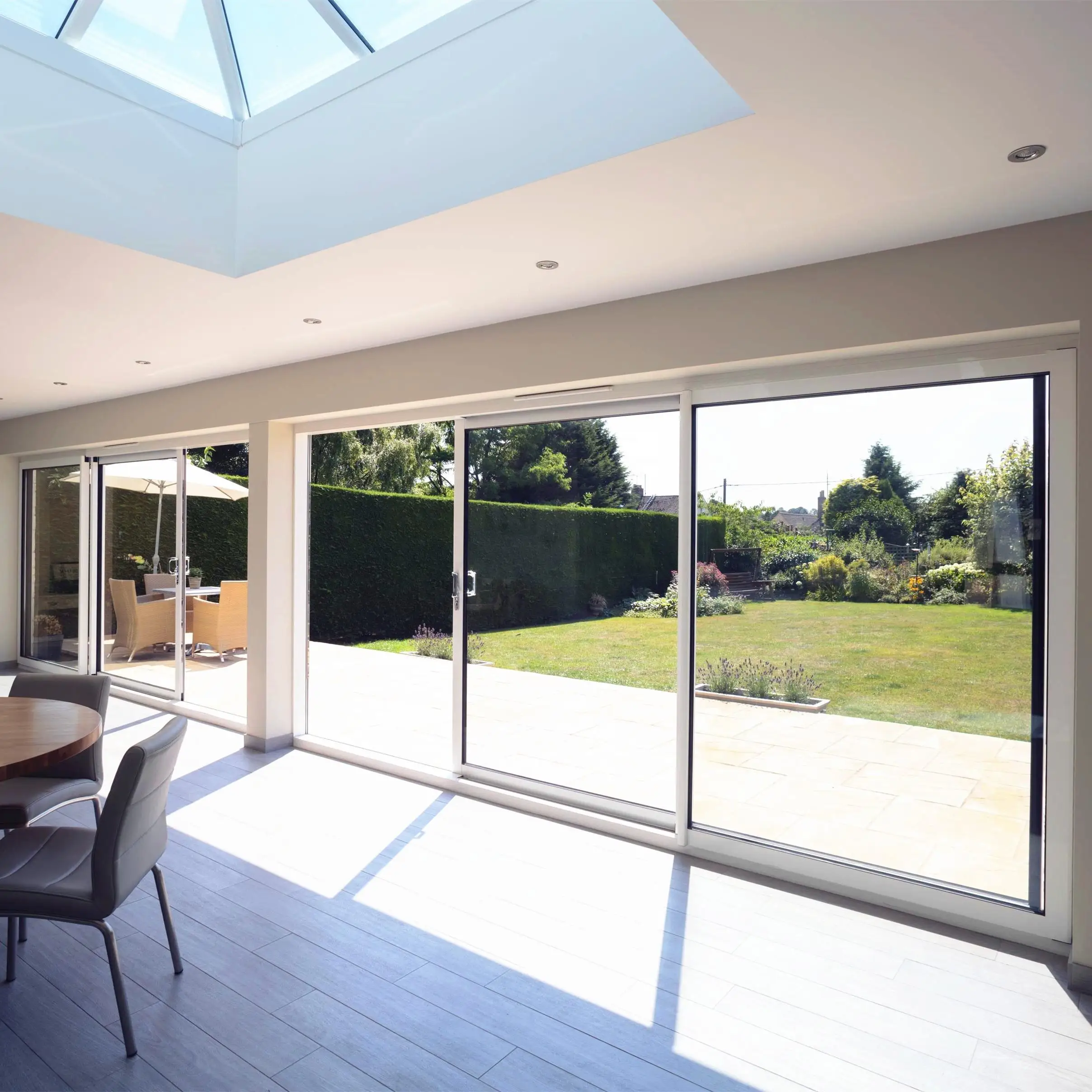 Household Living Room Leisure Sunlight Partition Door Narrow Aluminum Frame Anti Break Glass Sliding Doors Patio Sliding Doors
Household Living Room Leisure Sunlight Partition Door Narrow Aluminum Frame Anti Break Glass Sliding Doors Patio Sliding Doors