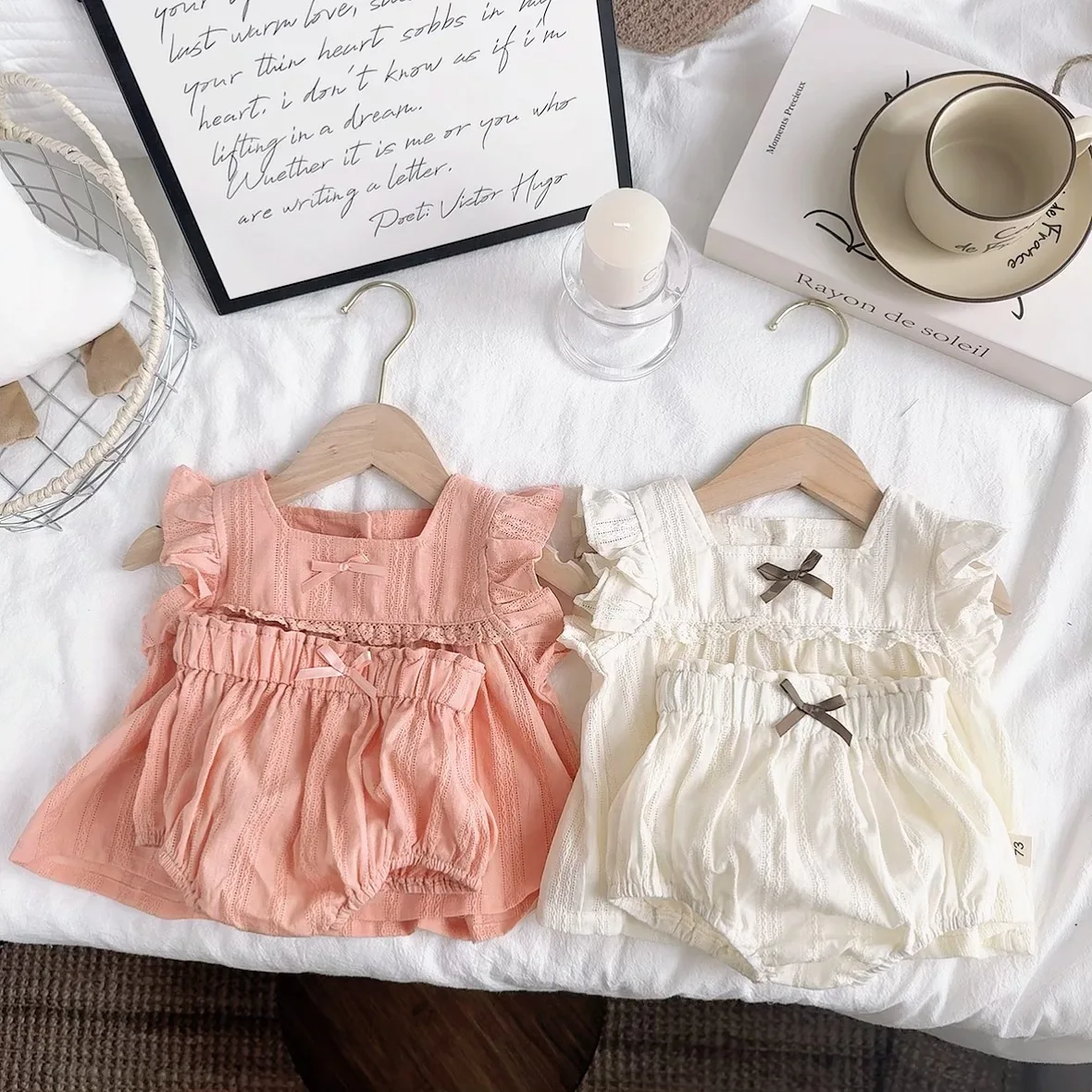 2026 Summer New Baby Girl Cute Flying Sleeve Bow Tops + Shorts 2pcs Suit Infant Solid Sweet Princess Set Toddler Cotton Outfits
2026 Summer New Baby Girl Cute Flying Sleeve Bow Tops + Shorts 2pcs Suit Infant Solid Sweet Princess Set Toddler Cotton Outfits