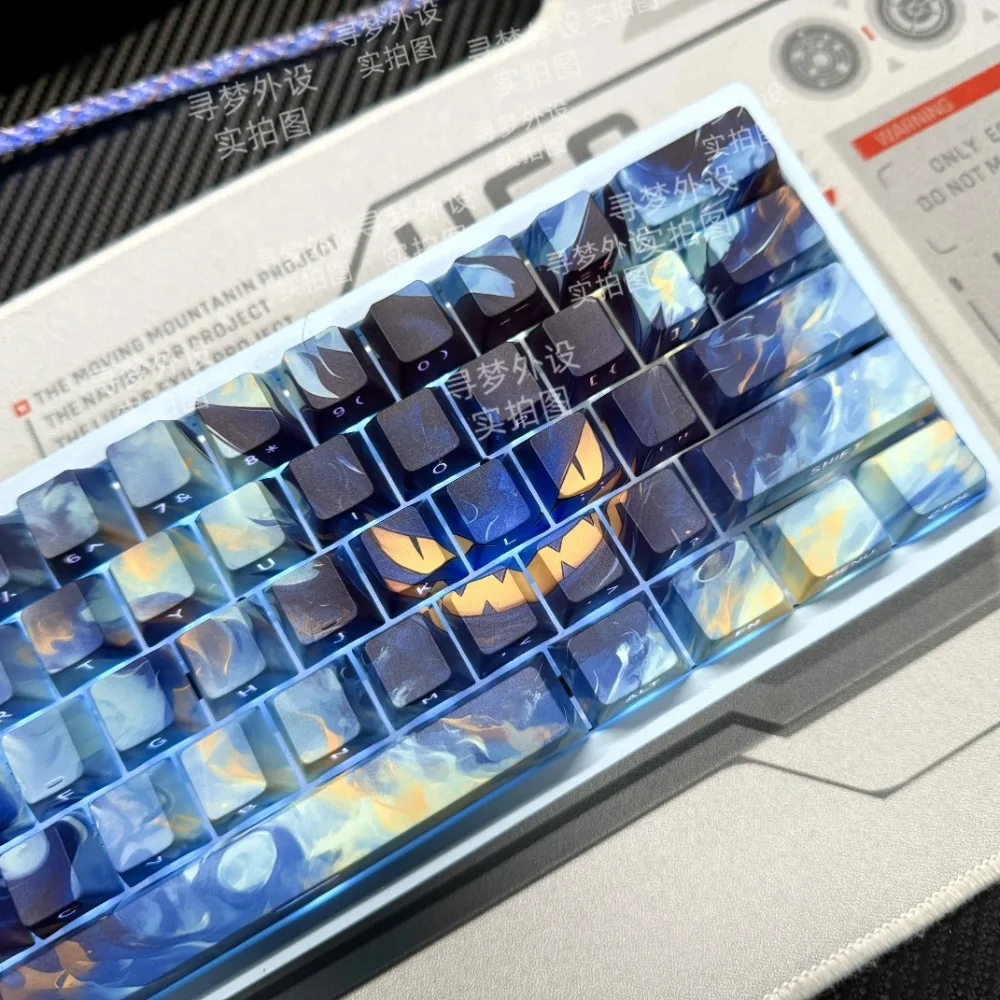 Gengi theme, side-engraved translucent Cherry height, blue keycaps for HI75/61/84/96/98/F87 and other mechanical keyboards.
Gengi theme, side-engraved translucent Cherry height, blue keycaps for HI75/61/84/96/98/F87 and other mechanical keyboards.