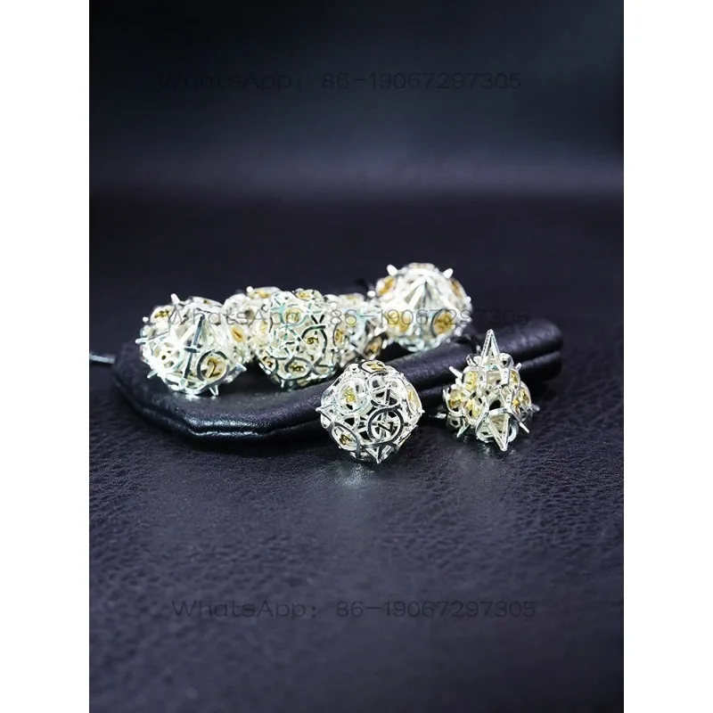 Gold Character Silver-plated Thorns Flower Decoration Metal Hollow Number Multi-sided Dice Dice
Gold Character Silver-plated Thorns Flower Decoration Metal Hollow Number Multi-sided Dice Dice