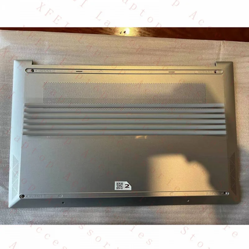 C New Bottom Cover Lower Case Back Shell For HP 15 15-EG EG0010TX TPN-Q245
C New Bottom Cover Lower Case Back Shell For HP 15 15-EG EG0010TX TPN-Q245