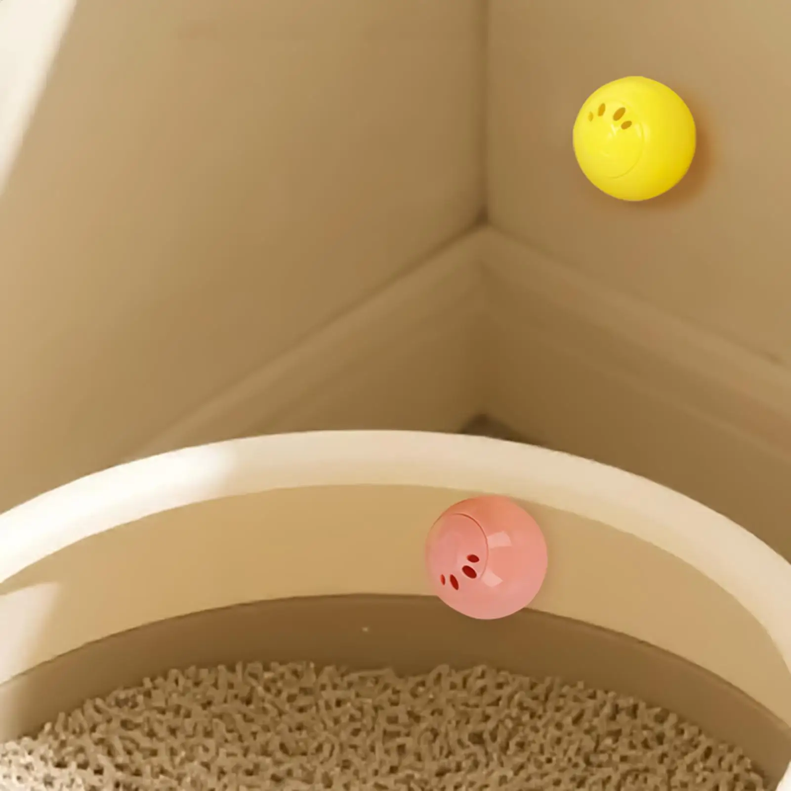 Pet Deodorizer Balls 8-Piece Adhesive Natural Freshener Cat Odor Eliminator Air Freshener Balls For Nest Mat Cage Litter Box
Pet Deodorizer Balls 8-Piece Adhesive Natural Freshener Cat Odor Eliminator Air Freshener Balls For Nest Mat Cage Litter Box