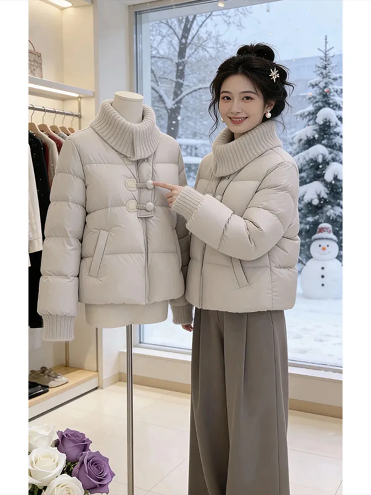 Вязаный пальто-кардиган с высоким воротником для женщин, зимняя новинка, корейская версия, свободный крой, хлопок
Вязаный пальто-кардиган с высоким воротником для женщин, зимняя новинка, корейская версия, свободный крой, хлопок