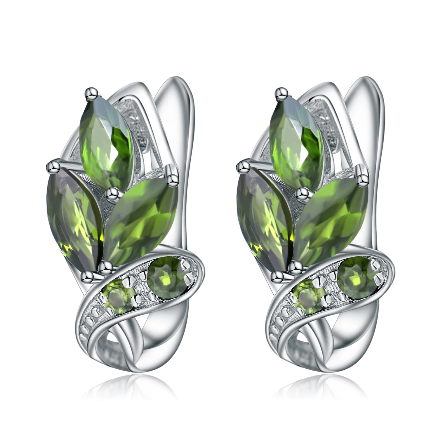 Серьги из серебра 925 пробы в виде цветка с зелеными искусственными камнями
Серьги из серебра 925 пробы в виде цветка с зелеными искусственными камнями