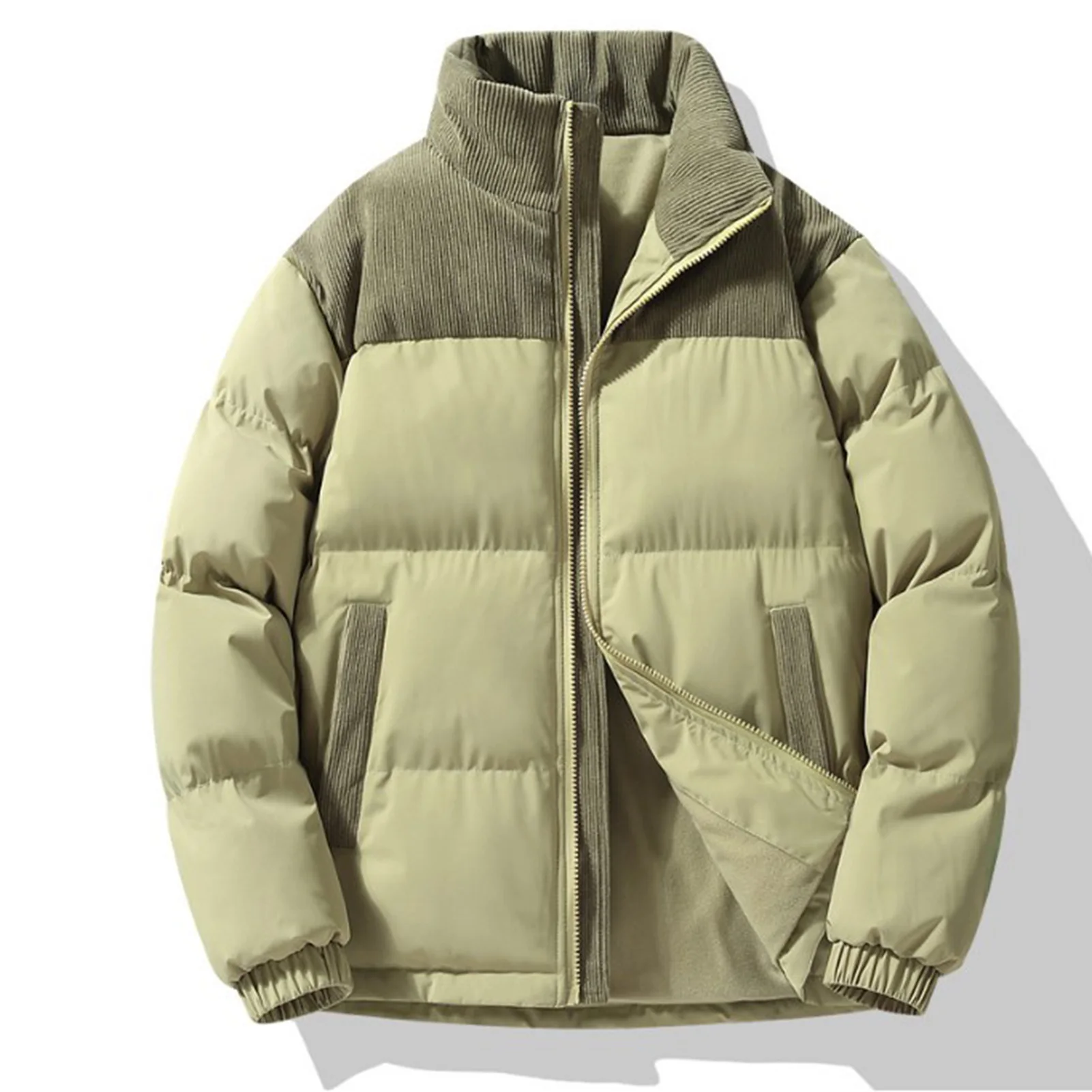 Мужская куртка с длинным рукавом и воротником-стойкой
Мужская куртка с длинным рукавом и воротником-стойкой