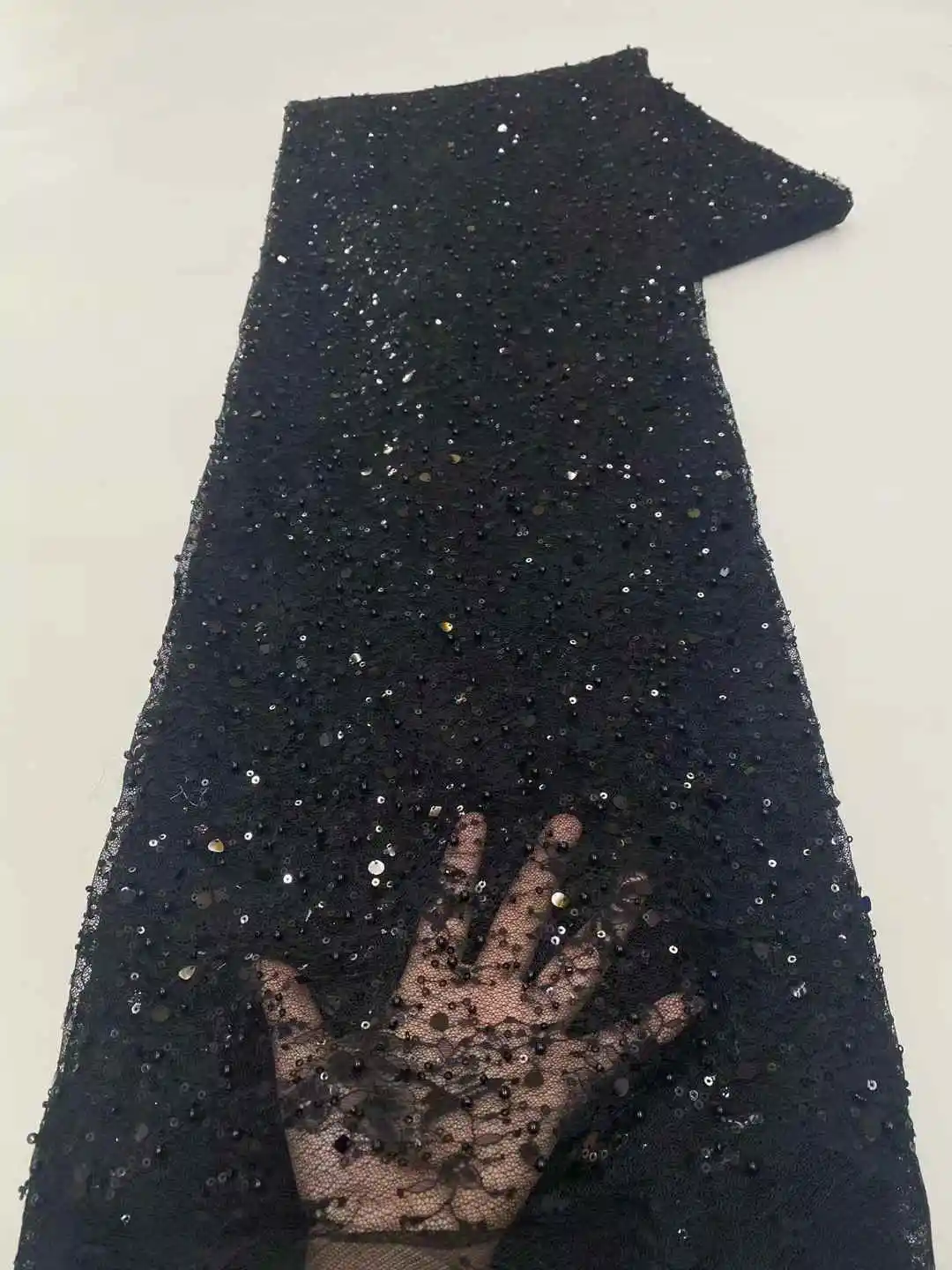 2025 High Quality Beaded Lace Fabrics for Wedding Fabric Material Bridal Lace With Sequins Luxury African Lace Fabric 5 Yards
2025 High Quality Beaded Lace Fabrics for Wedding Fabric Material Bridal Lace With Sequins Luxury African Lace Fabric 5 Yards