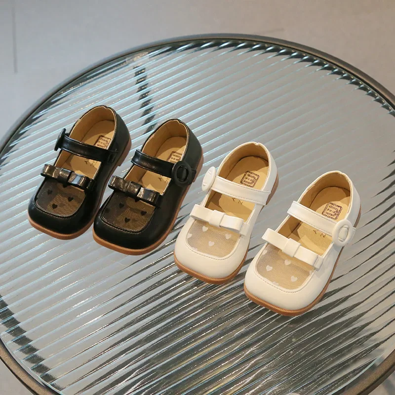 Baby Girl Shoe Leather Shoes Summer Heart Mesh Breathable Soft Bottom Girls Princess Sweet Bow for Children Wedding Dress Shoes
Baby Girl Shoe Leather Shoes Summer Heart Mesh Breathable Soft Bottom Girls Princess Sweet Bow for Children Wedding Dress Shoes