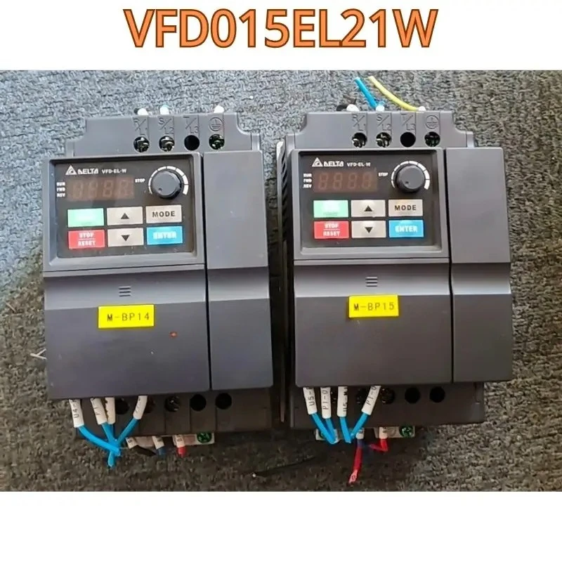 Подержанный тест функции преобразователя частоты VFD015EL21W ОК, быстрая доставка
Подержанный тест функции преобразователя частоты VFD015EL21W ОК, быстрая доставка