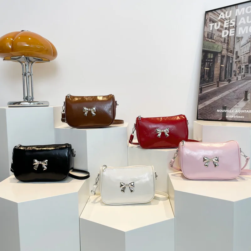 2025 New Bow Square Bag for Women, Elegant Shoulder Crossbody Purse, Chic Mini Top Handle Bag, Fashionable and Compact
2025 New Bow Square Bag for Women, Elegant Shoulder Crossbody Purse, Chic Mini Top Handle Bag, Fashionable and Compact