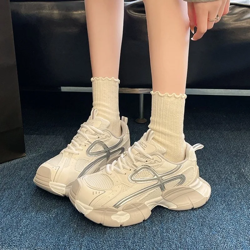 Casual Sport Shoes Women's Mesh Laced Versatile Leisure Sneakers Fashion Color Block Flat Top Boots round Toe Rubber Outsole
Casual Sport Shoes Women's Mesh Laced Versatile Leisure Sneakers Fashion Color Block Flat Top Boots round Toe Rubber Outsole