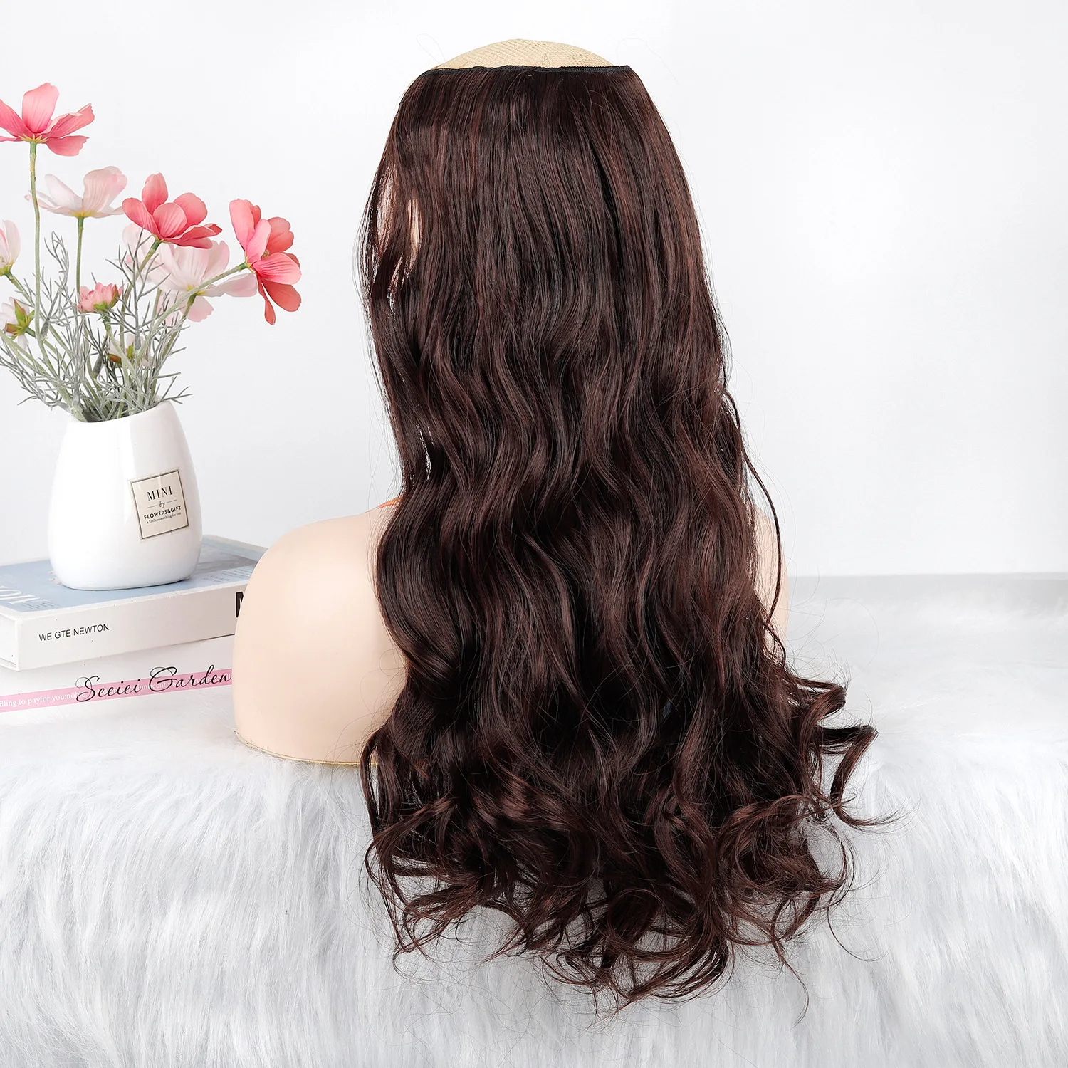 Synthetic One Piece V Shape Clip in Hair Extension Half Wig U Type Invisible Seamless Wiglet for Women Daily Cosplay Party
Synthetic One Piece V Shape Clip in Hair Extension Half Wig U Type Invisible Seamless Wiglet for Women Daily Cosplay Party