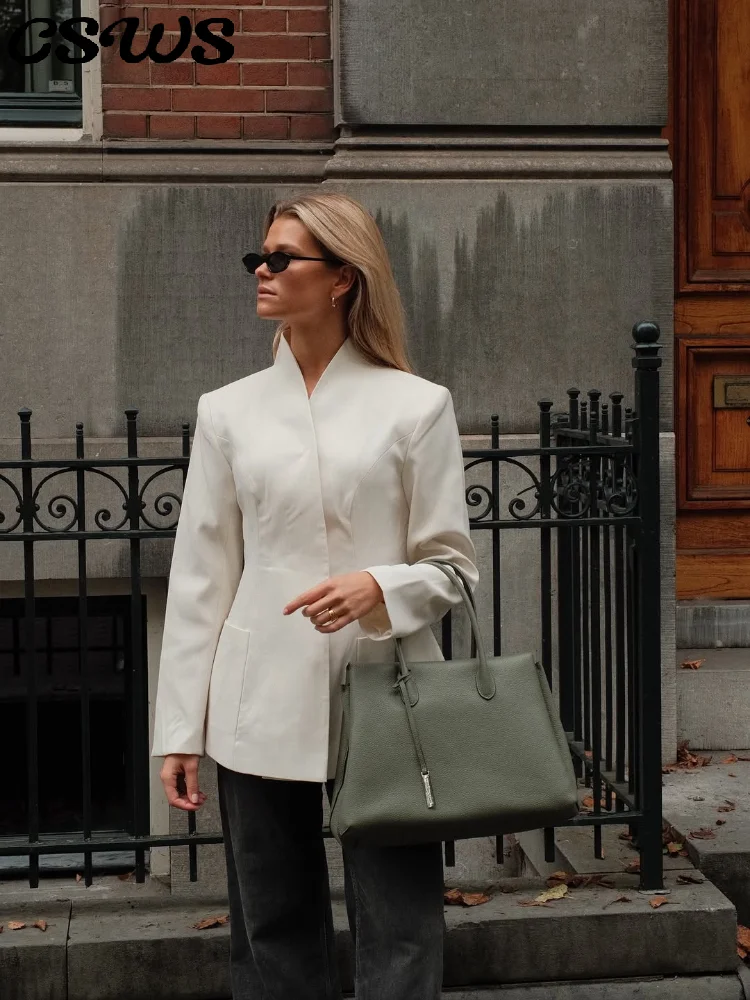 Элегантный женский пиджак с воротником-стойкой, повседневные женские куртки с длинными рукавами и карманами на талии, 2026, весенняя шикарная женская уличная куртка
Элегантный женский пиджак с воротником-стойкой, повседневные женские куртки с длинными рукавами и карманами на талии, 2026, весенняя шикарная женская уличная куртка