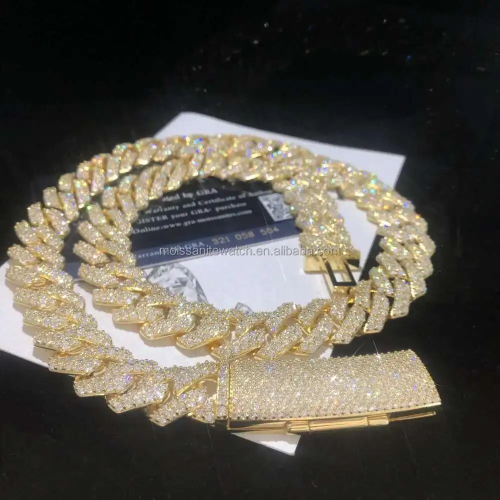 18k Gold Plated Custom Moissanite Jewelry 15mm Cuban Link Chain Classic Style 925 Solid Silver Iced Out Hip Hop Cuban Necklace
18k Gold Plated Custom Moissanite Jewelry 15mm Cuban Link Chain Classic Style 925 Solid Silver Iced Out Hip Hop Cuban Necklace