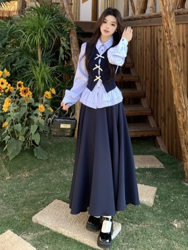 Large Size Women's Spring 2026 Early Season Dark Blue College Style Fake Two-Piece Shirt Skirt Set Casual Commute Fashion
Large Size Women's Spring 2026 Early Season Dark Blue College Style Fake Two-Piece Shirt Skirt Set Casual Commute Fashion