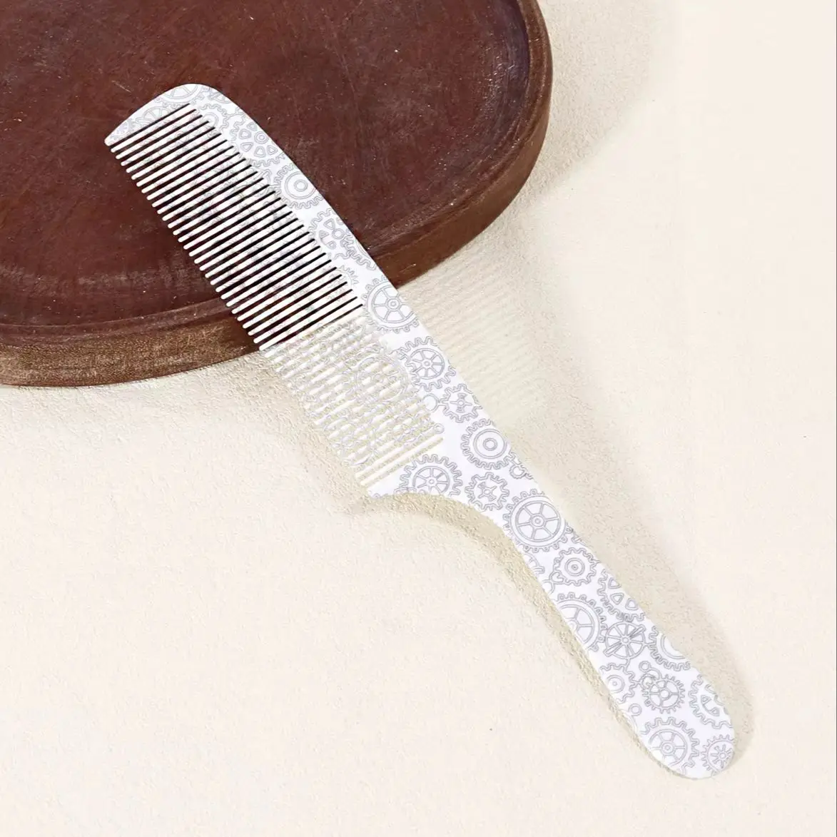 1pc professional hair comb, gear print design, anti-static, durable ABS plastic handle, special for real hair wigs
1pc professional hair comb, gear print design, anti-static, durable ABS plastic handle, special for real hair wigs