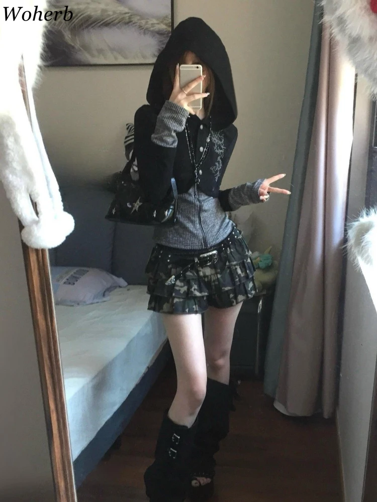 Sexy Fashion Woman Fake Two Pieces Tshirts Tunic Hooded Y2k Slim Fit Tops Korean Printing Tees 2024 Ropa Mujer Casual T Shirt
Sexy Fashion Woman Fake Two Pieces Tshirts Tunic Hooded Y2k Slim Fit Tops Korean Printing Tees 2024 Ropa Mujer Casual T Shirt