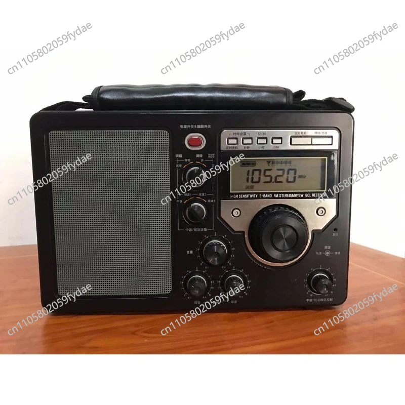 80% новый подержанный радиоприемник BCL3000, полночастотный, высокочувствительный, с оригинальными полупроводниковыми компонентами.
80% новый подержанный радиоприемник BCL3000, полночастотный, высокочувствительный, с оригинальными полупроводниковыми компонентами.